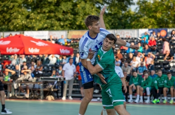 Handball 09  Alexander Mitrovic Neuzugang Im DRHV Und Premiere Auf Dem Outdoor Sportboden  FOTO  Megawoodstock.com  Stefan Jorde