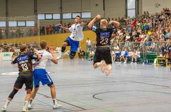 Handball 03  Auch Der DRHV Bot Spektakulaere Spielszenen   Hier Timo Löser Im Angriff  FOTO  Megawoodstock.com  Stefan Jorde  S13A4361