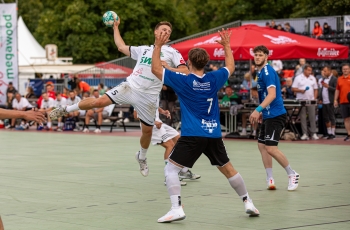 Handball 04  HC Aschersleben Im Angriff Gegen Den NHV Concordia  FOTO  Megawoodstock.com  Stefan Jorde  S13A6335